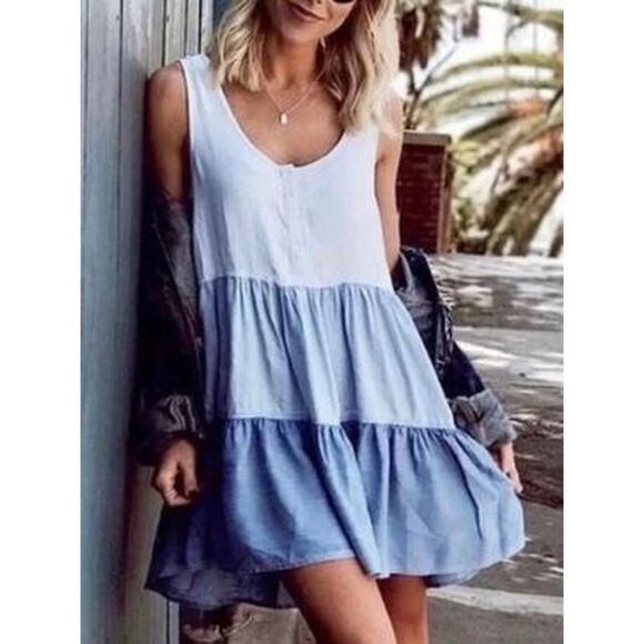 Rails Dresses & Skirts - Rails Noelle Ruffle Tiered Sleeveless Baby Doll Chambray Dress Blue Size SP